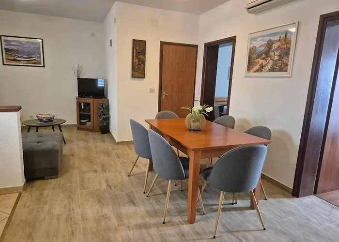 公寓 快乐公寓 *